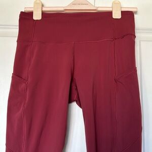 Lululemon NULUX Fast & Free size 8 (wine color)